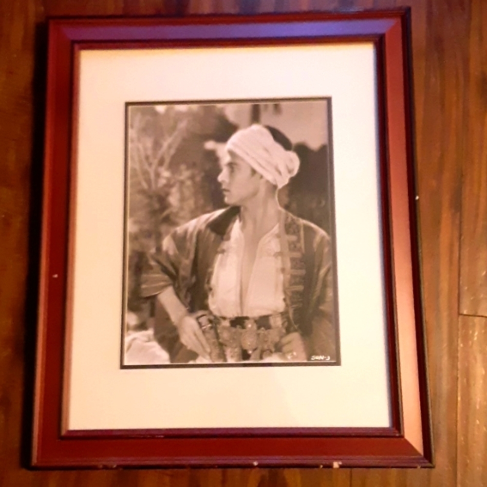 Rudolph valentino photography circa 1921 art - Picture 1 of 10